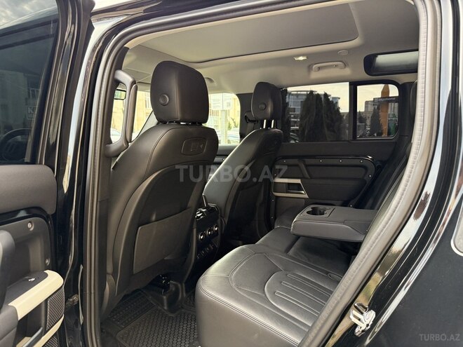 Land Rover Defender-12