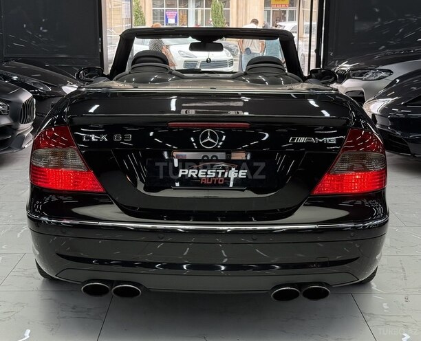 Mercedes CLK 63 AMG-12