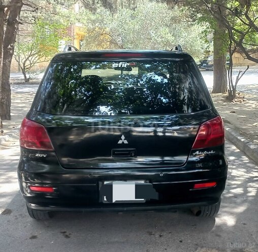 Mitsubishi Airtrek 2002, 230,000 km - 2.0 л - Bakı