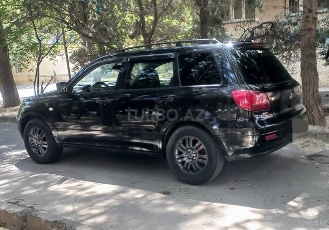 Mitsubishi Airtrek 2002, 230,000 km - 2.0 л - Bakı