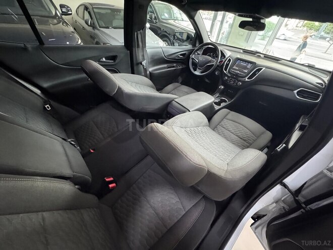 Chevrolet Equinox-3