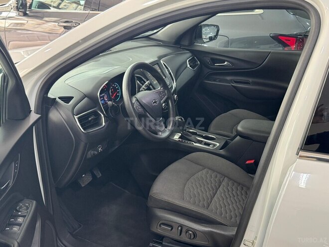 Chevrolet Equinox-8