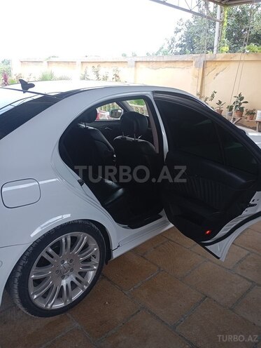 Mercedes E 220 2007, 290,931 km - 2.2 l - Salyan