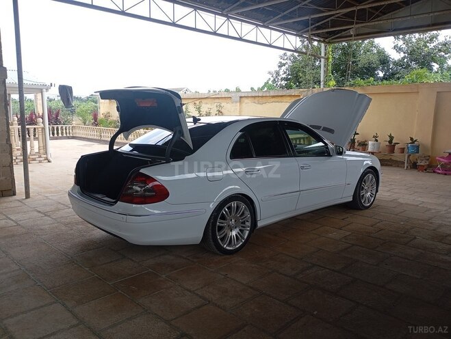 Mercedes E 220 2007, 290,931 km - 2.2 l - Salyan
