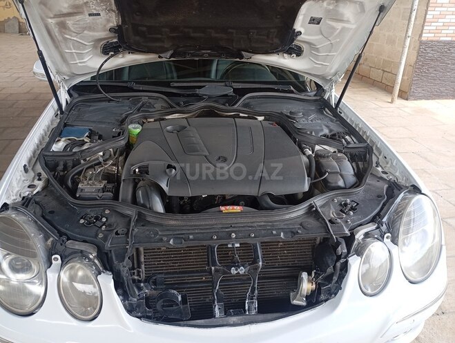 Mercedes E 220 2007, 290,931 km - 2.2 l - Salyan