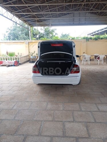 Mercedes E 220 2007, 290,931 km - 2.2 l - Salyan