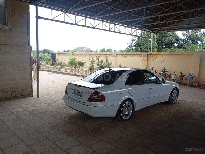 Mercedes E 220 2007, 290,931 km - 2.2 l - Salyan