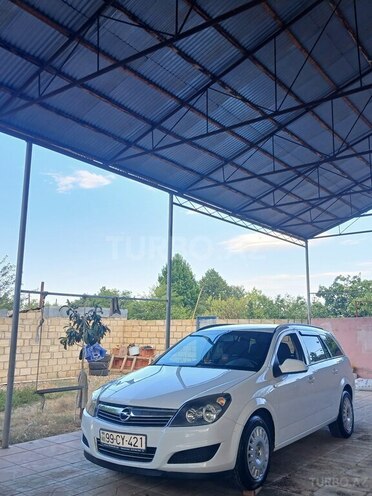 Opel Astra 2009, 337,489 km - 1.3 l - Yevlax