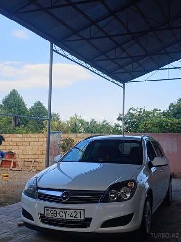 Opel Astra 2009, 337,489 km - 1.3 l - Yevlax