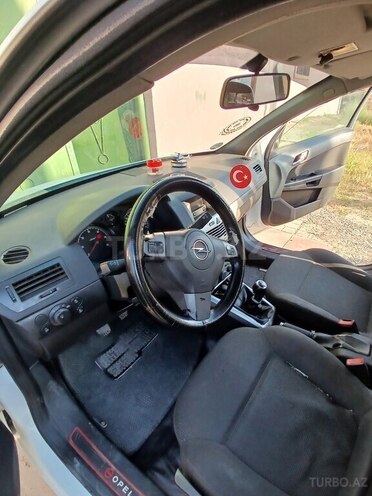 Opel Astra 2009, 337,489 km - 1.3 l - Yevlax