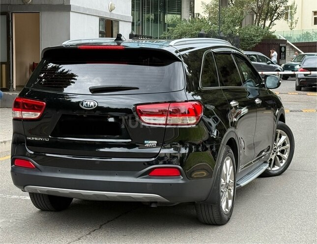 Kia Sorento-5