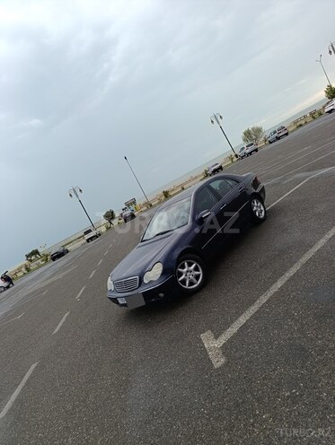 Mercedes C 200 2000, 289,000 km - 2.0 l - Bakı