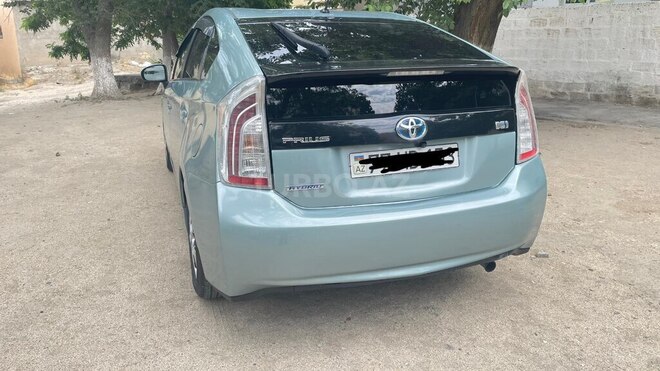 Toyota Prius 2013, 240,000 km - 1.8 l - Sumqayıt