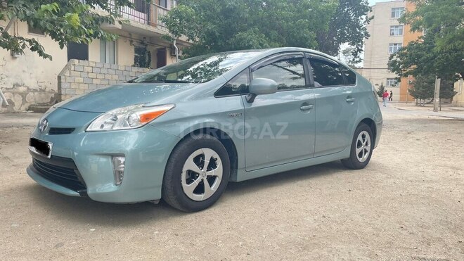 Toyota Prius 2013, 240,000 km - 1.8 l - Sumqayıt