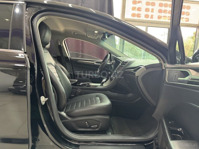 Ford Fusion (North America)-12