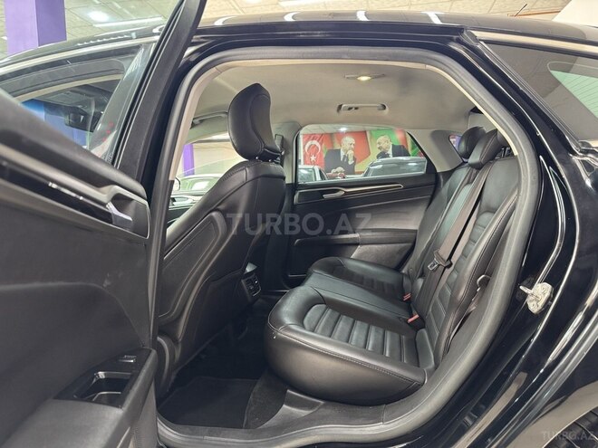 Ford Fusion (North America)-8
