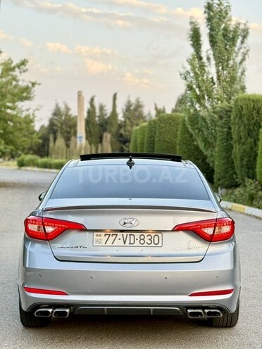 Hyundai Sonata-10
