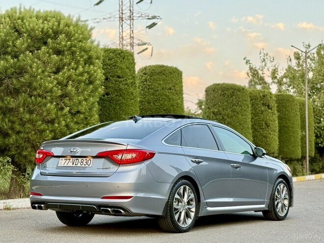 Hyundai Sonata-11