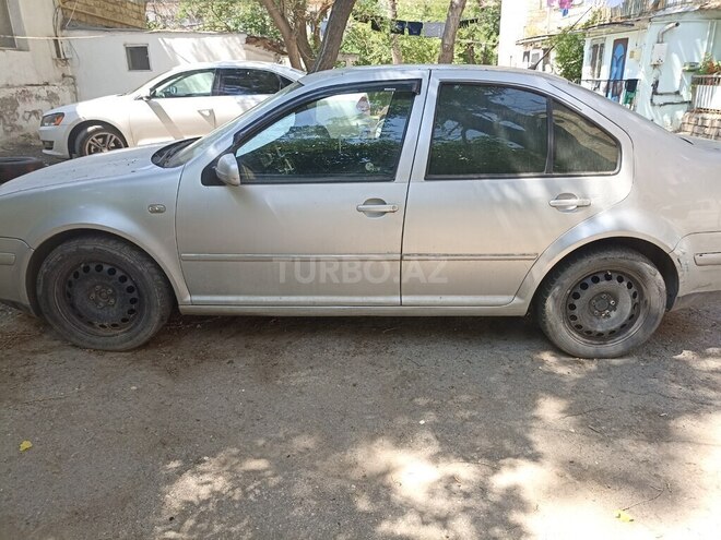 Volkswagen Bora 2001, 350,000 km - 2.0 l - Bakı