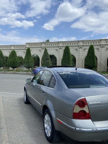 Volkswagen Passat 2001, 254,600 km - 1.8 l - Bakı