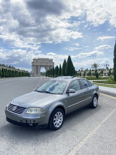 Volkswagen Passat 2001, 254,600 km - 1.8 l - Bakı