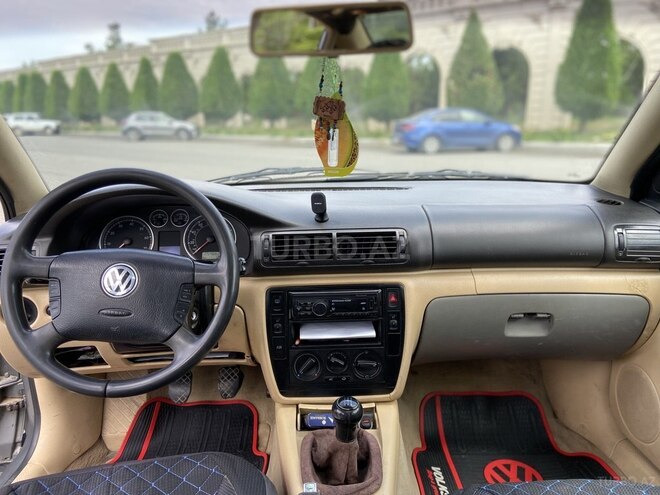 Volkswagen Passat 2001, 254,600 km - 1.8 l - Bakı