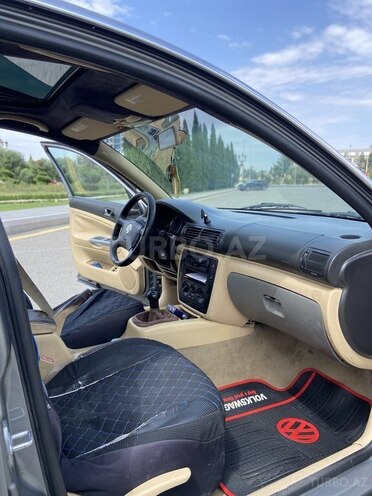 Volkswagen Passat 2001, 254,600 km - 1.8 l - Bakı