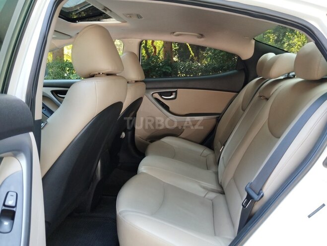 Hyundai Elantra 2014, 140,000 km - 1.8 l - Bakı