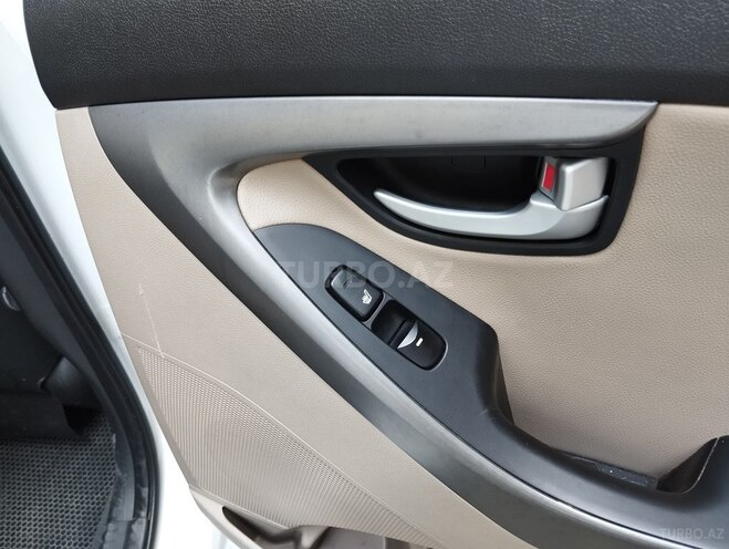 Hyundai Elantra 2014, 140,000 km - 1.8 l - Bakı