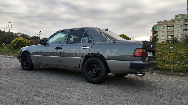 Mercedes E 200 1991, 380,000 km - 2.0 l - Ağstafa