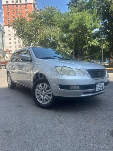 Mitsubishi Airtrek 2011, 410,000 km - 2.0 l - Bakı