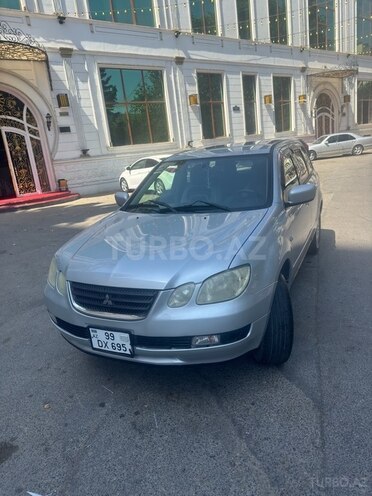 Mitsubishi Airtrek 2011, 410,000 km - 2.0 l - Bakı