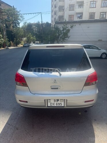 Mitsubishi Airtrek 2011, 410,000 km - 2.0 l - Bakı