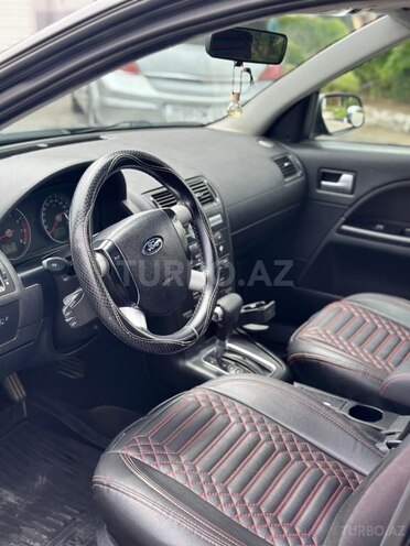 Ford Mondeo 2004, 255,583 km - 2.0 l - Bakı