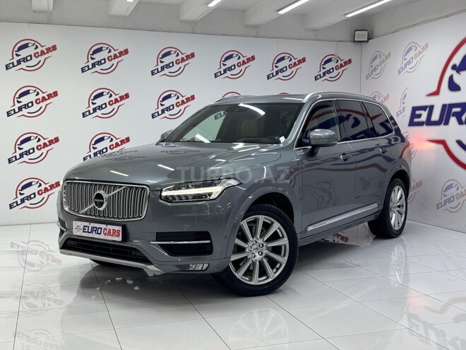 Volvo XC90-2