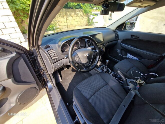 Hyundai i30 2010, 200,015 km - 1.4 l - Bakı