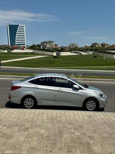 Hyundai Accent 2015, 128,000 km - 1.4 l - Bakı