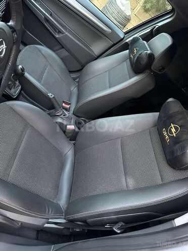 Opel Astra 2009, 319,750 km - 1.3 l - Bakı
