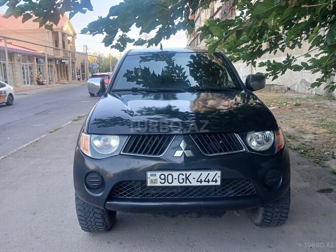 Mitsubishi L200 2008, 354,000 km - 2.5 l - Bakı