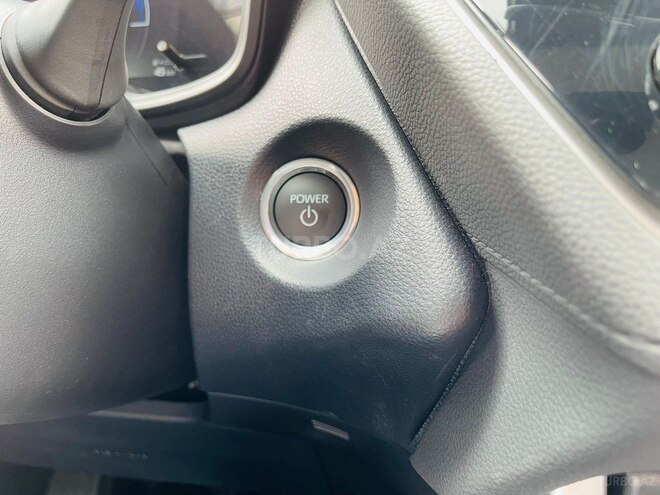 Toyota Corolla Cross-16