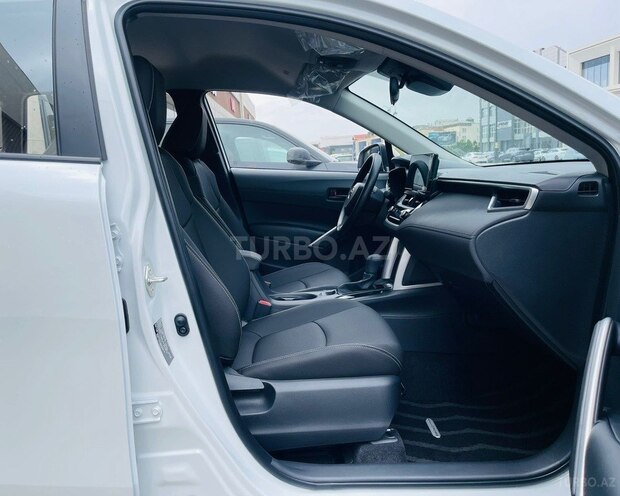 Toyota Corolla Cross-11