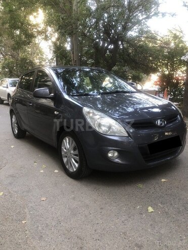Hyundai i20 2009, 243,251 km - 1.6 л - Bakı