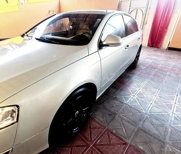 Volkswagen Passat 2008, 286,053 km - 2.0 l - Gəncə