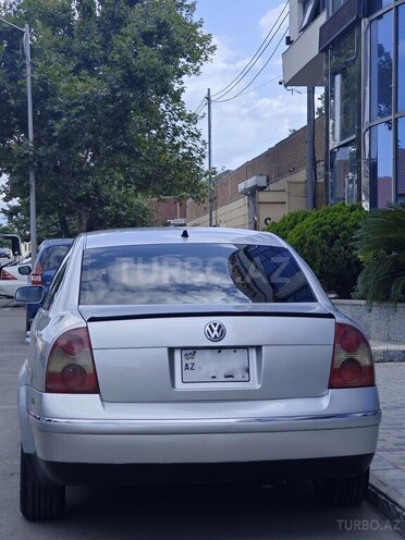 Volkswagen Passat 2002, 379,984 km - 1.8 л - Gəncə