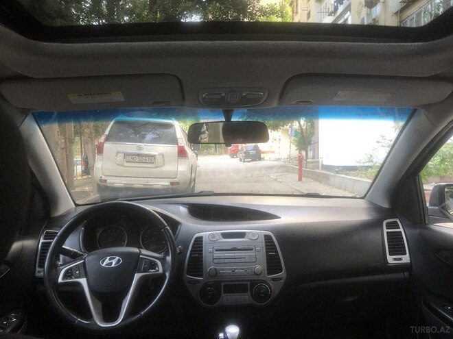 Hyundai i20 2009, 243,251 km - 1.6 л - Bakı