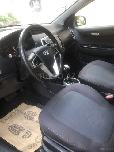 Hyundai i20 2009, 243,251 km - 1.6 л - Bakı