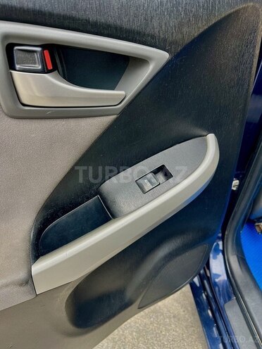 Toyota Prius 2013, 498,897 km - 1.8 л - Bakı