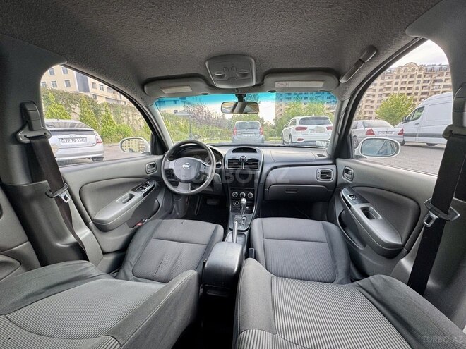 Nissan Sunny 2010, 325,000 km - 1.6 l - Bakı