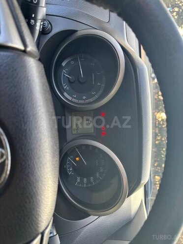 Toyota Land Cruiser Prado 2009, 165,000 km - 2.7 l - Qax
