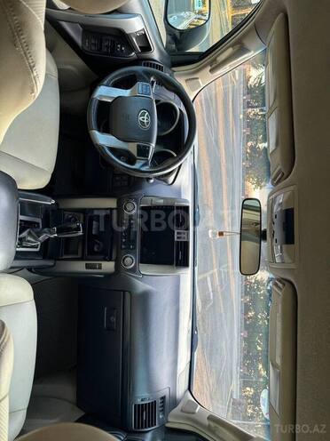 Toyota Land Cruiser Prado 2009, 165,000 km - 2.7 l - Qax